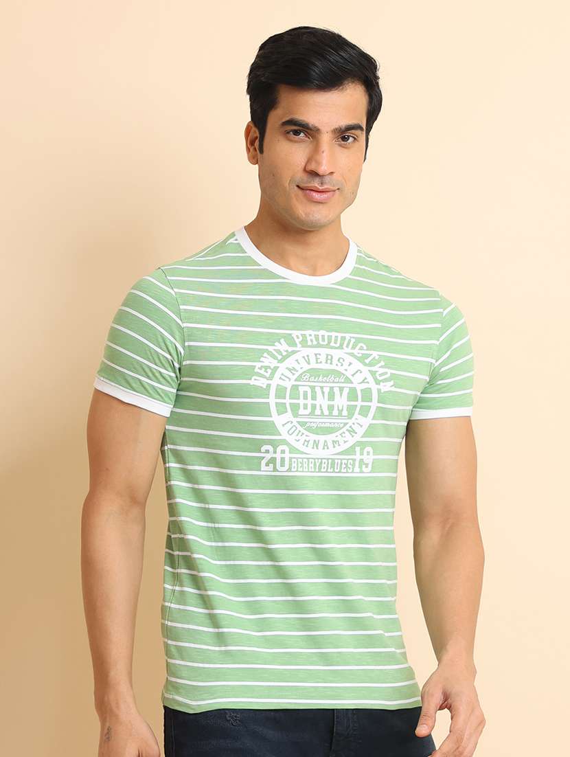 men short sleeves striped t-shirt - 21724553 -  Standard Image - 1