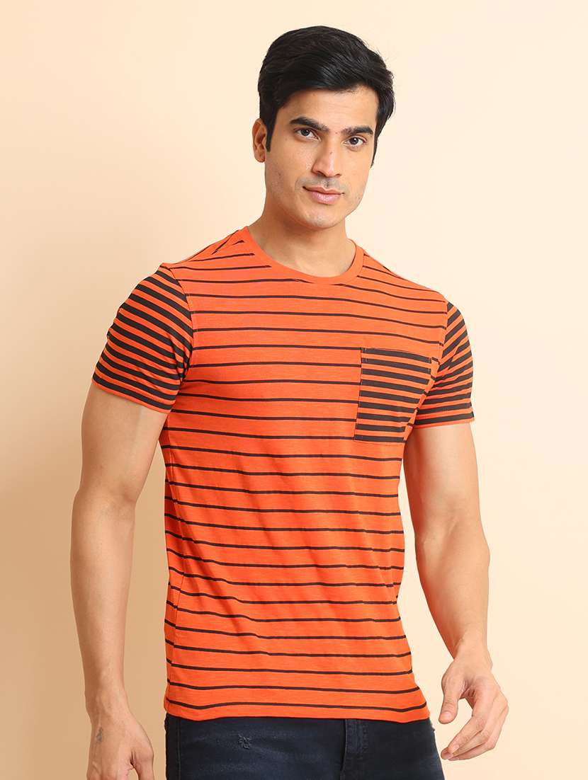 men short sleeves striped t-shirt - 21724556 -  Standard Image - 1