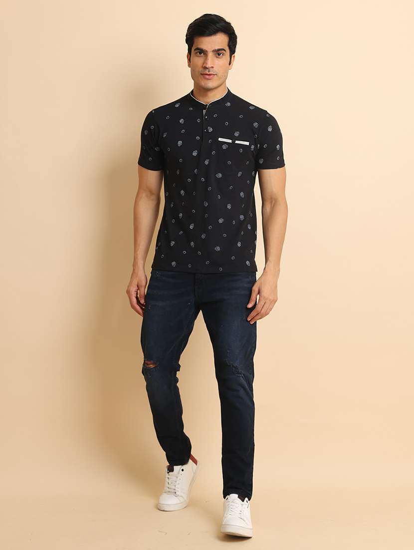 men short sleeves printed t-shirt - 21724595 -  Standard Image - 4