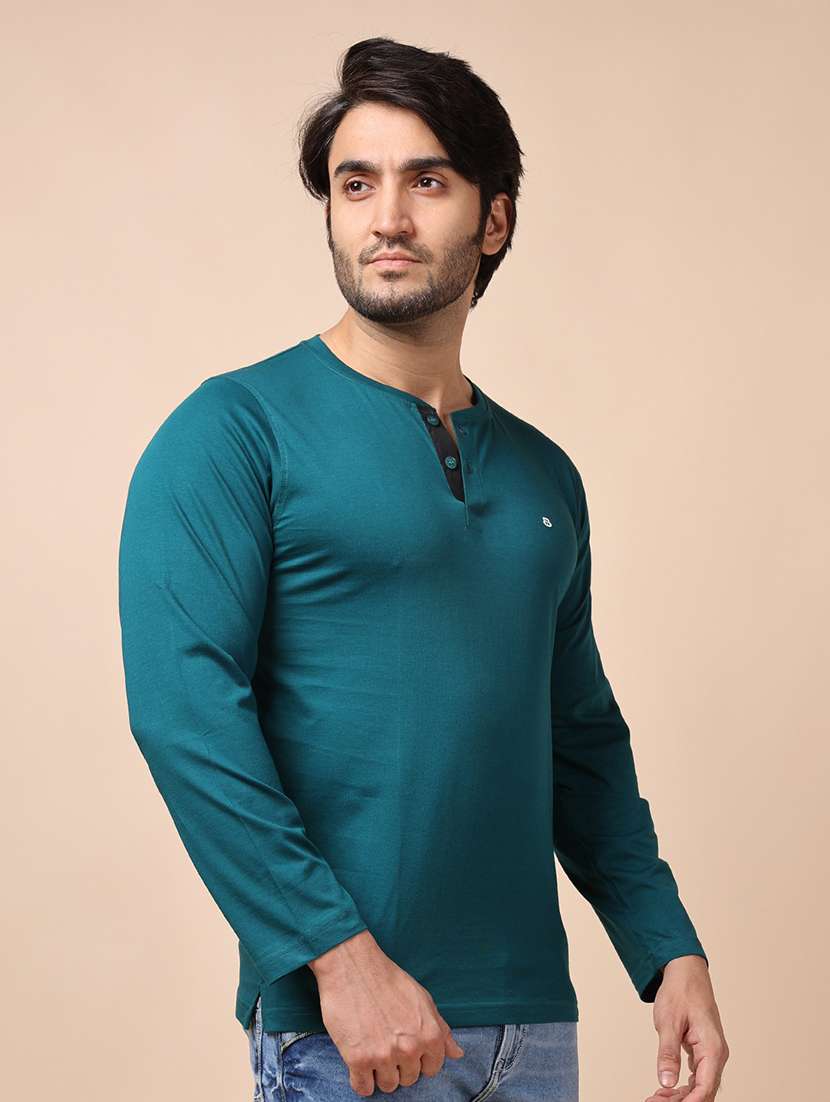 men long sleeves plain t-shirt - 21724993 -  Standard Image - 1