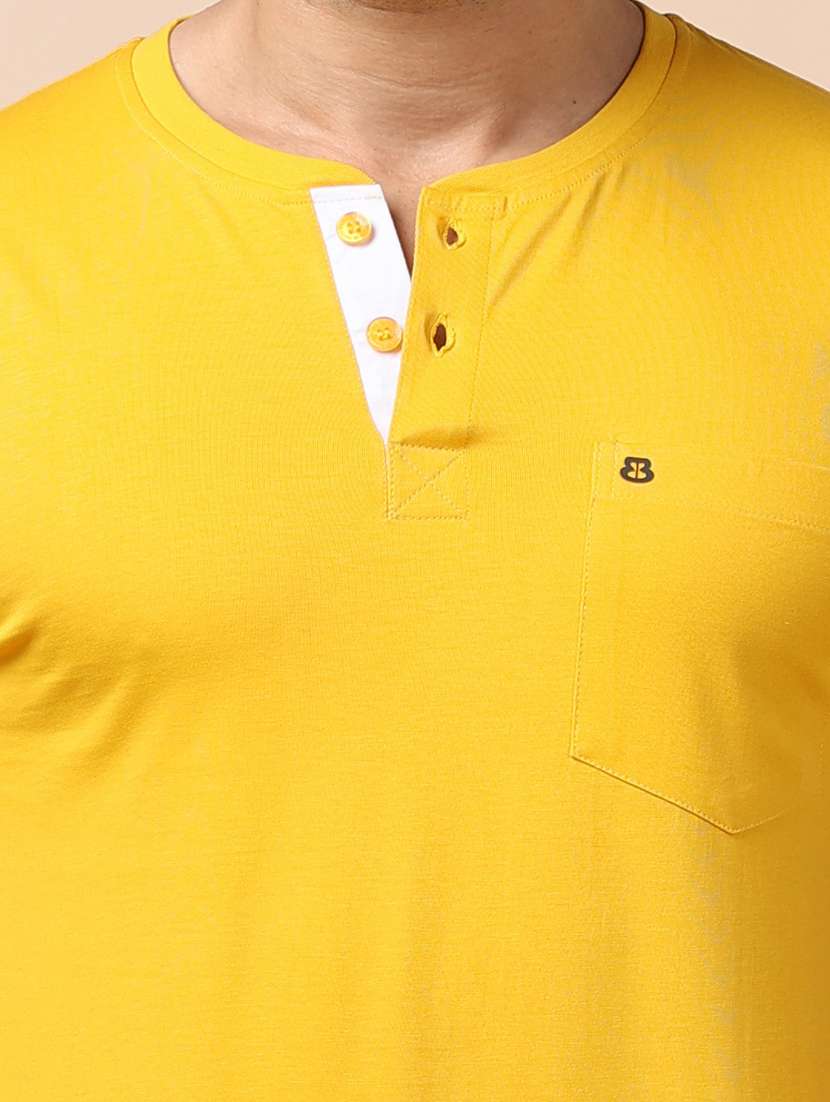 men short sleeves plain t-shirt - 21725064 -  Standard Image - 4