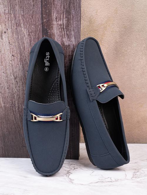 men solid slip on loafer - 21725247 - Standard Image - 0