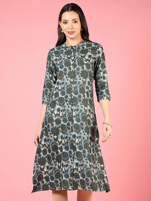 women three quarter sleeve a-line kurta - 21725632 - Standard Image - 0