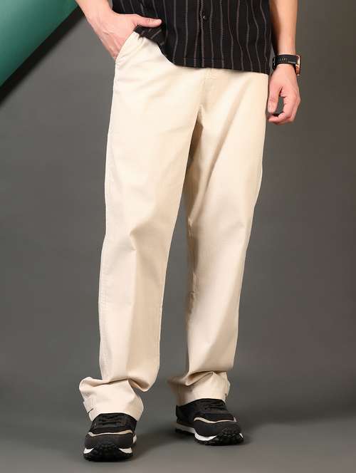 men solid mid rise relaxed fit chinos  - 21725684 -  Standard Image - 0