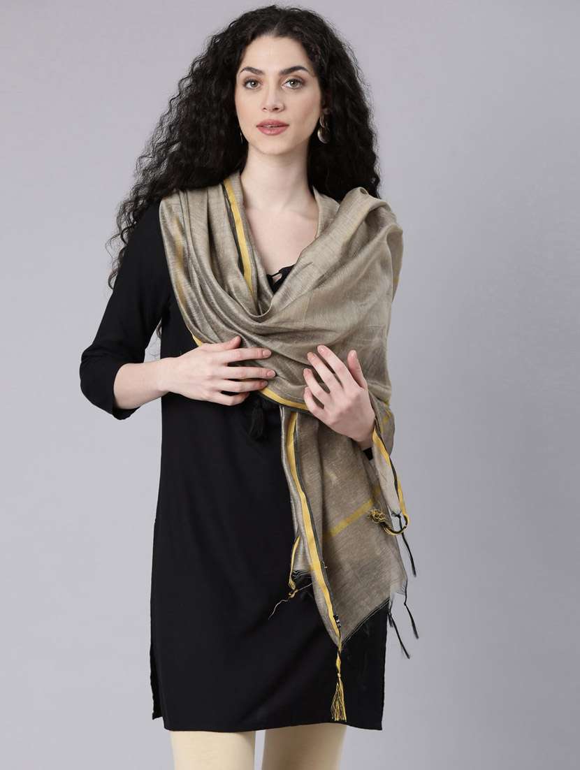 women grey solid dupatta