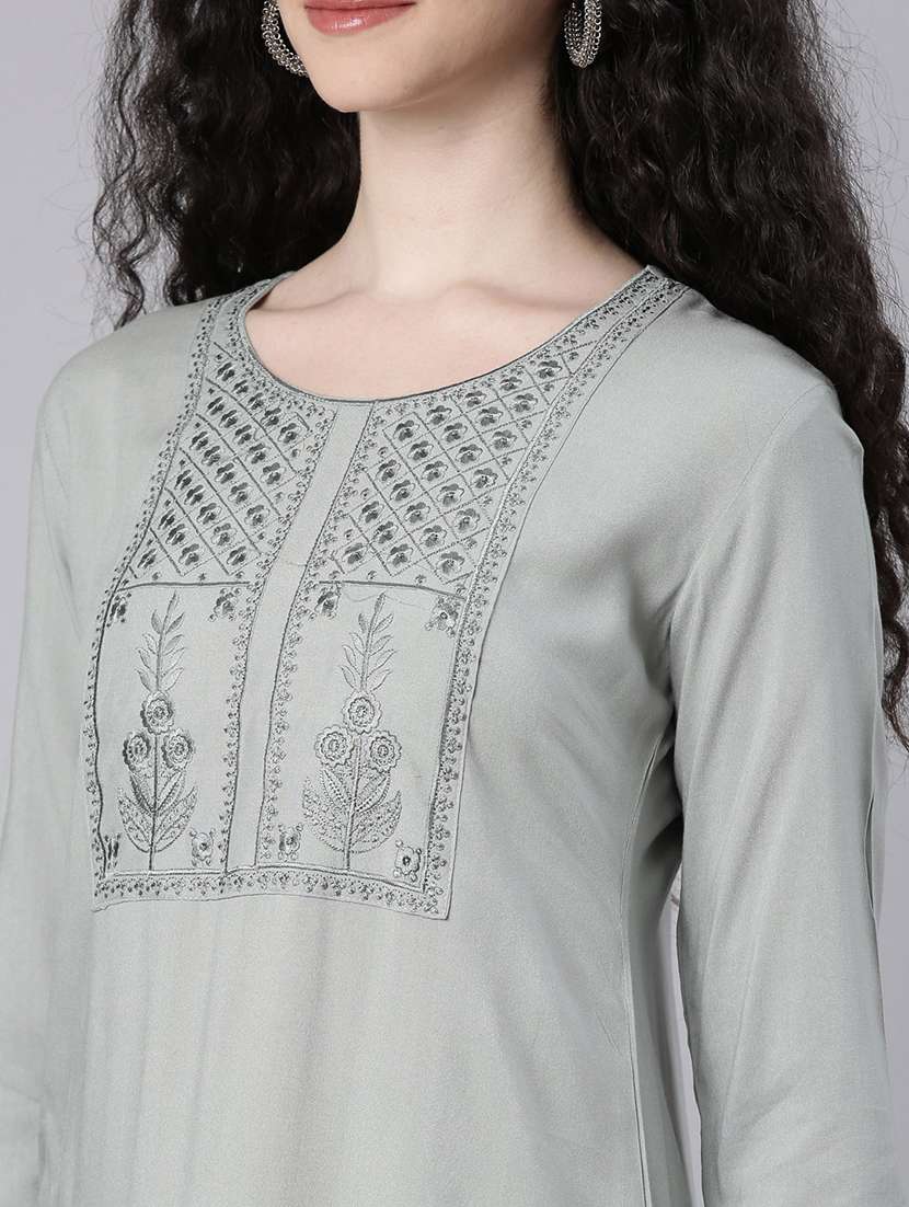 women embroidered three quarter sleeve straight kurta - 21728044 -  Standard Image - 6