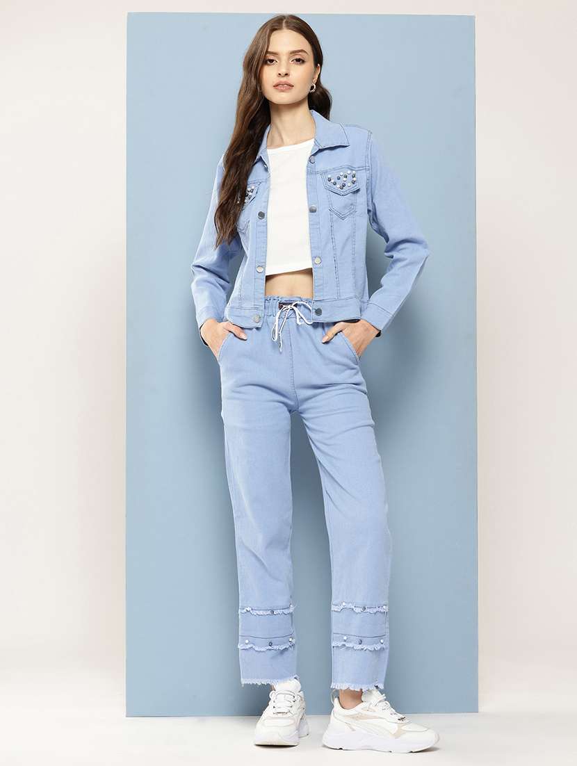 women embellished crop top and jacket with jeans 