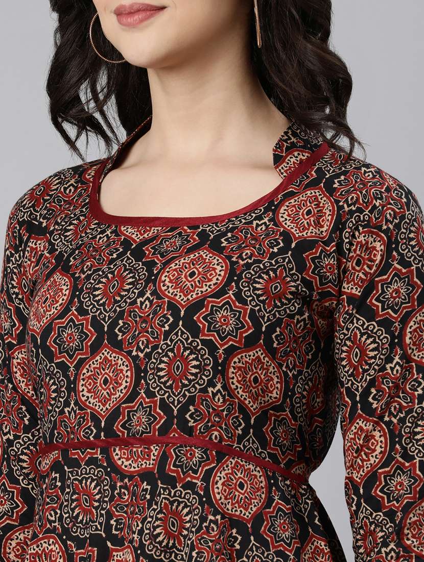 women printed round neck flared kurta - 21728259 -  Standard Image - 6