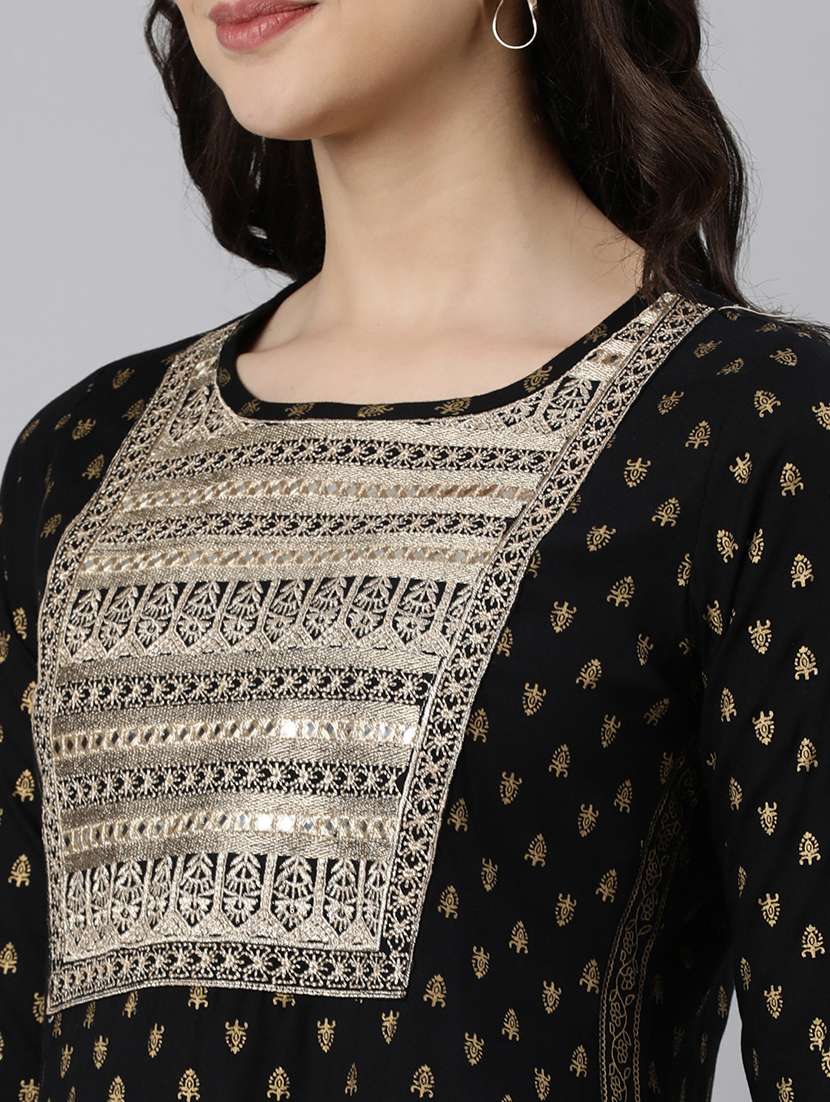 women foil print three quarter sleeve straight kurta - 21728271 - Standard Image - 6