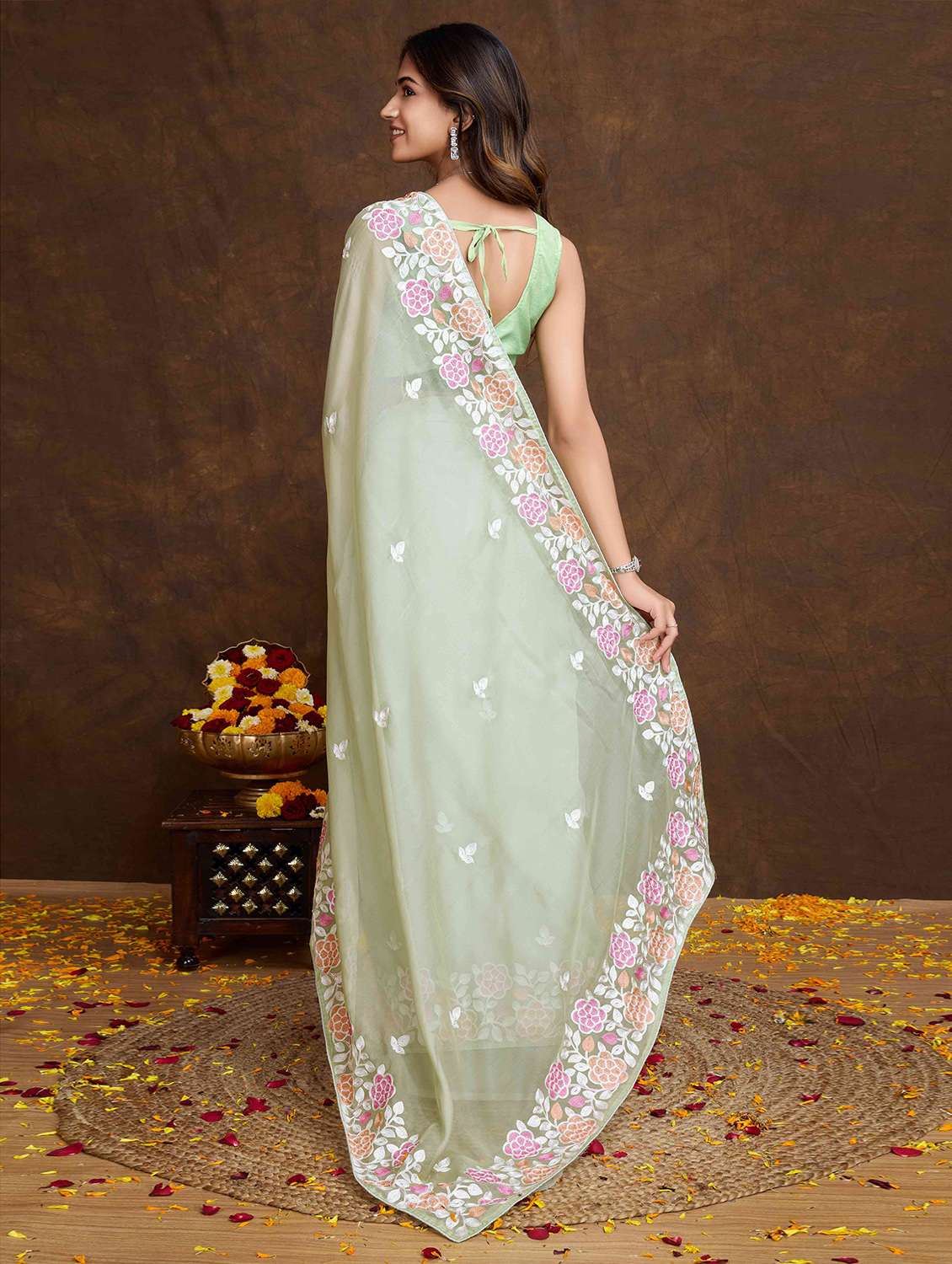women neo mint embroidered saree with blouse - 21728384 - Standard Image - 1