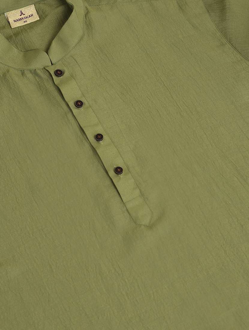 men mandarin neck solid kurta churidar set - 21728613 - Standard Image - 4