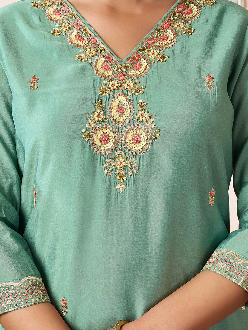 women embroidered kurta pant set with duaptta - 21729652 - Standard Image - 4