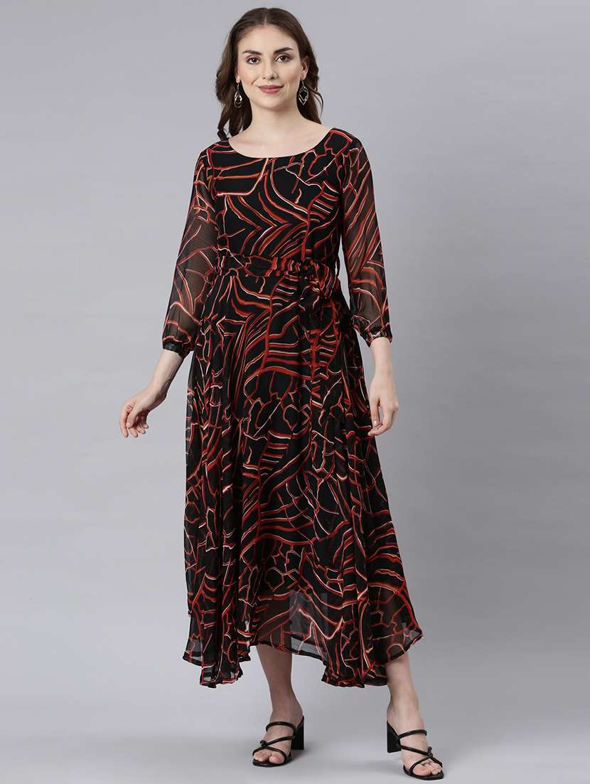 women black three quarter sleeve fit & flare dress