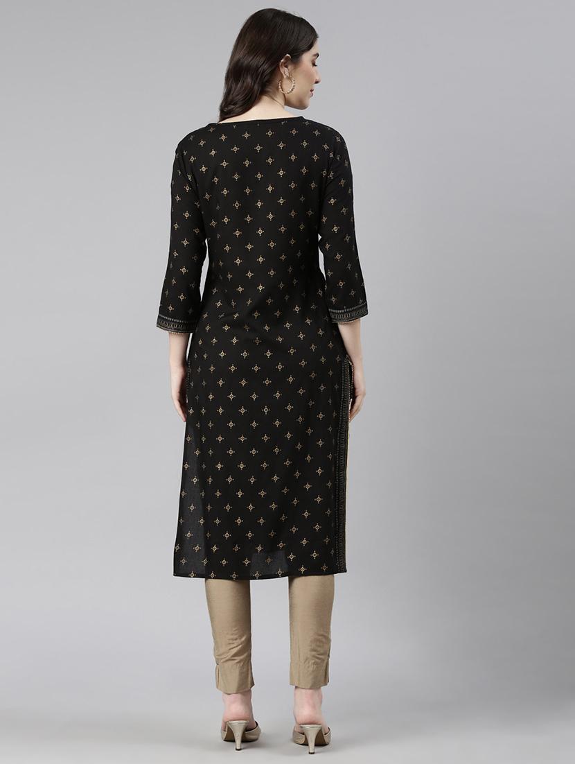 women black three quarter sleeve straight kurta - 21729758 - Standard Image - 4