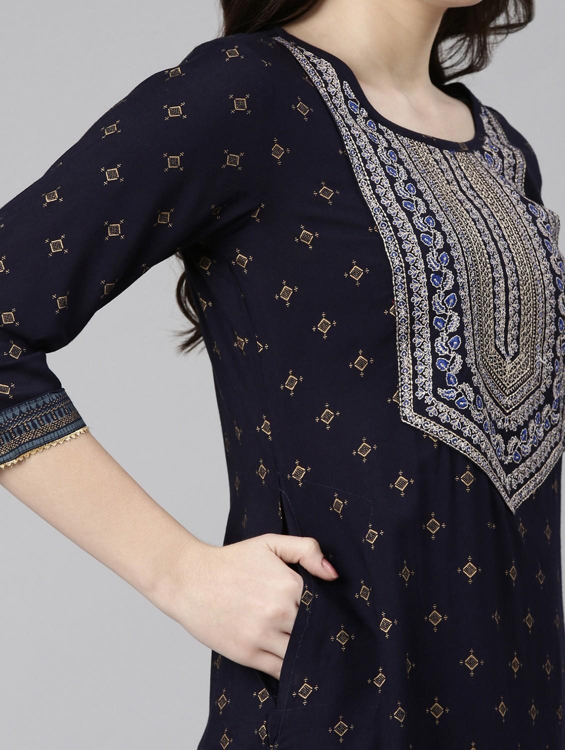 women navy blue three quarter sleeve straight kurta - 21729759 - Standard Image - 6