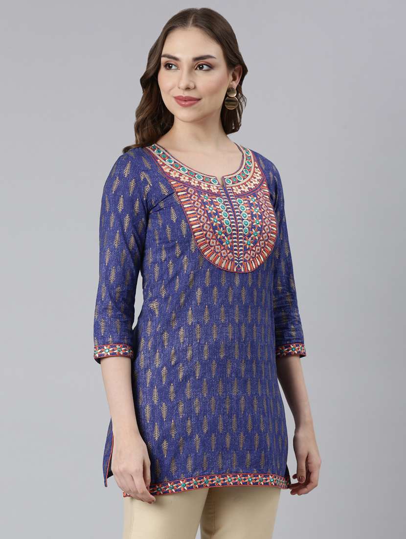 women three quarter sleeve straight kurti - 21729762 -  Standard Image - 1