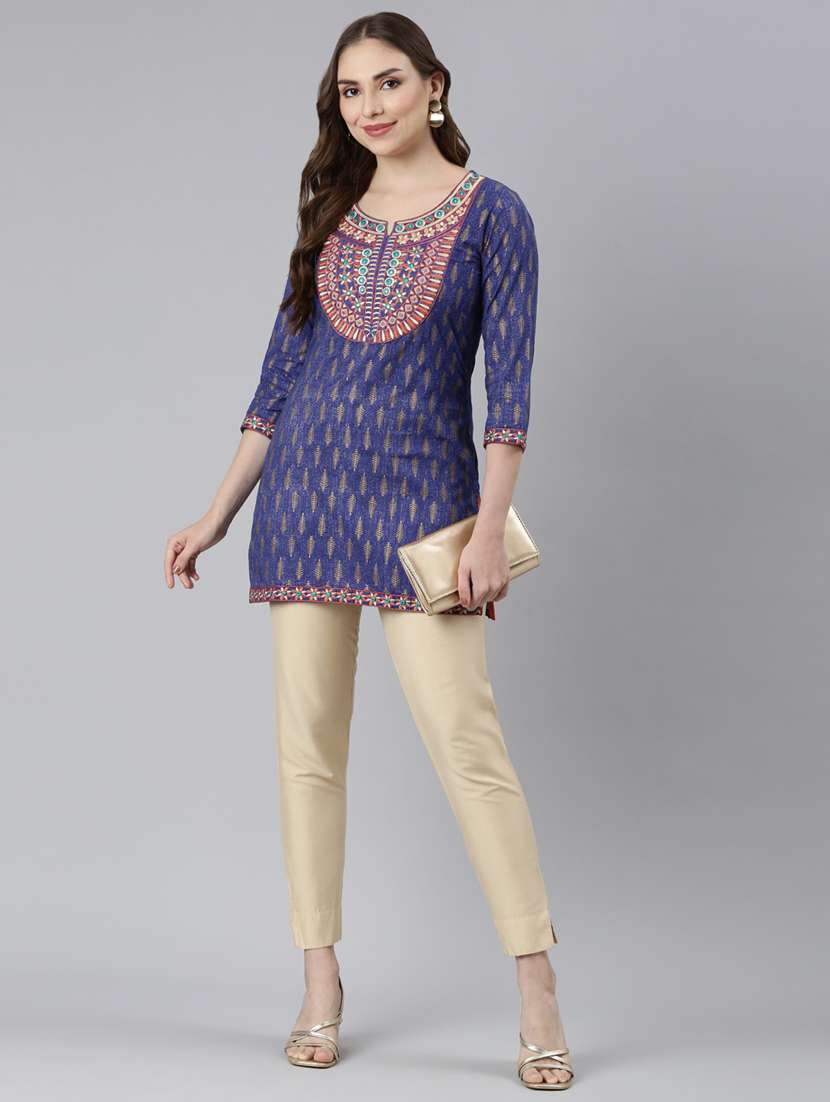 women three quarter sleeve straight kurti - 21729762 -  Standard Image - 4
