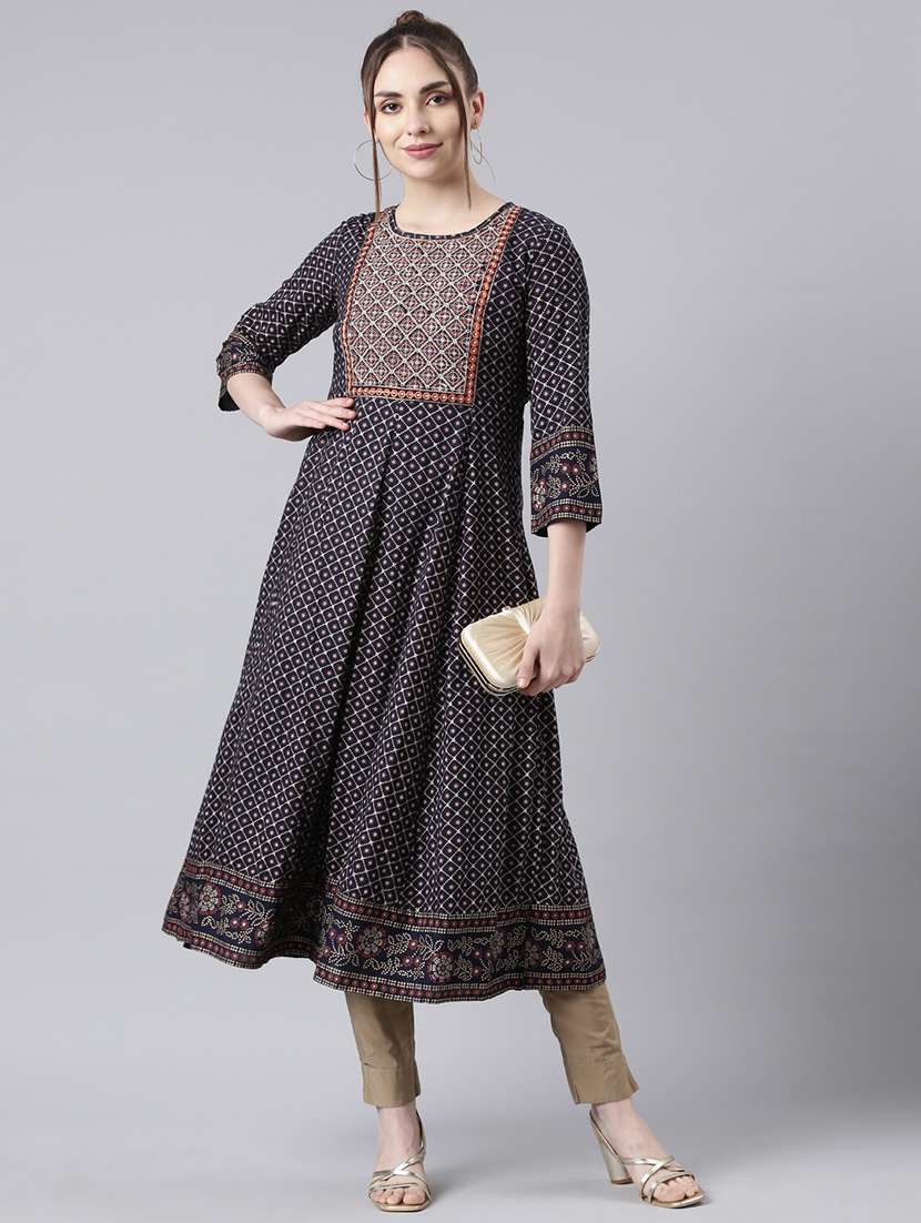 women embroidered three quarter sleeve anarkali kurta