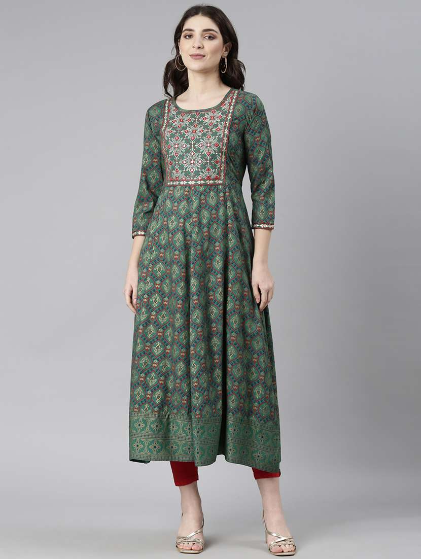 women green three quarter sleeve flared kurta