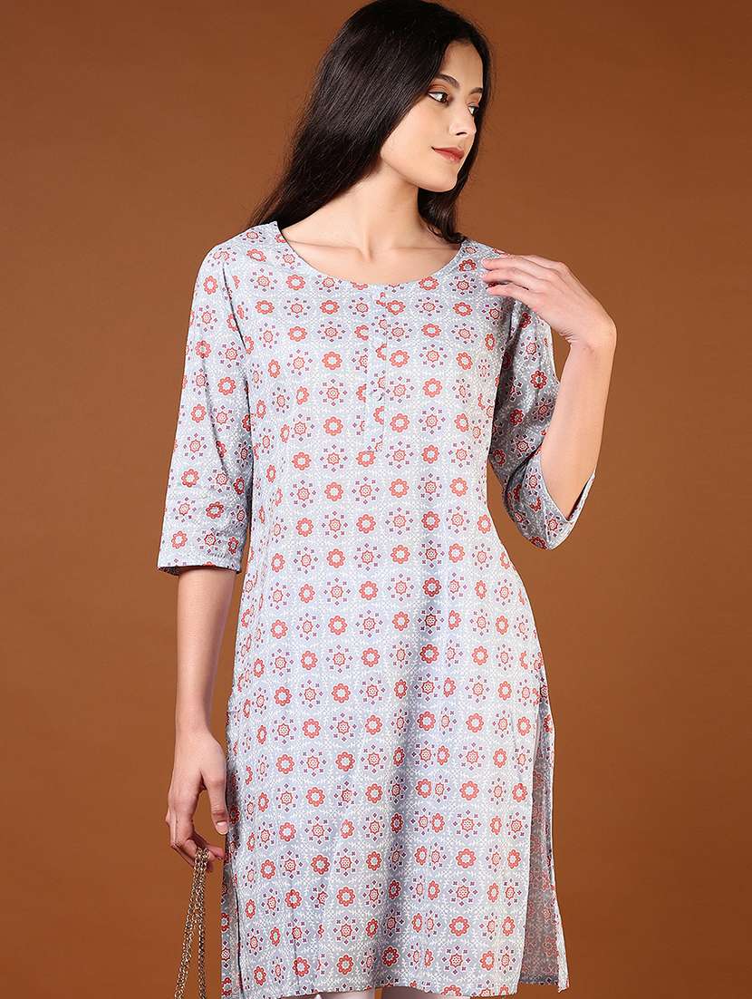 women printed three quarter sleeve straight kurta - 21730399 -  Standard Image - 4