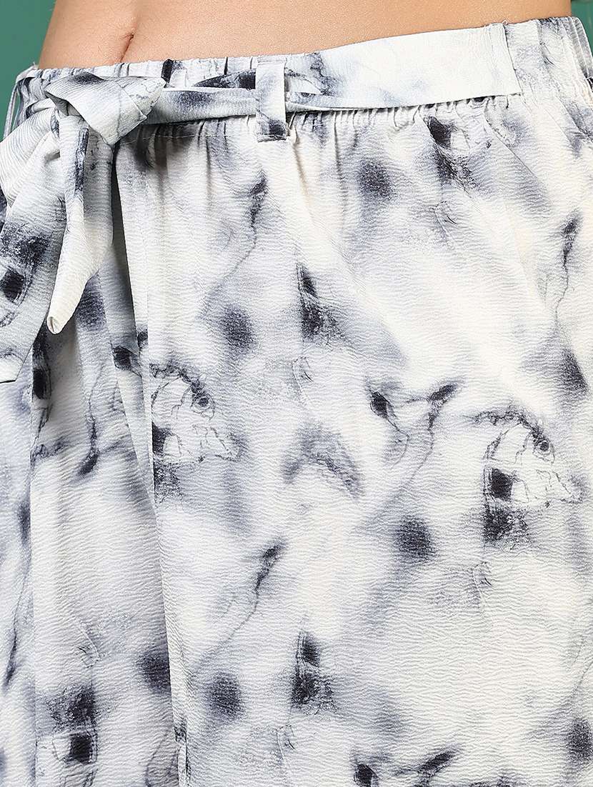 women printed mid rise straight palazzo - 21730405 - Standard Image - 4
