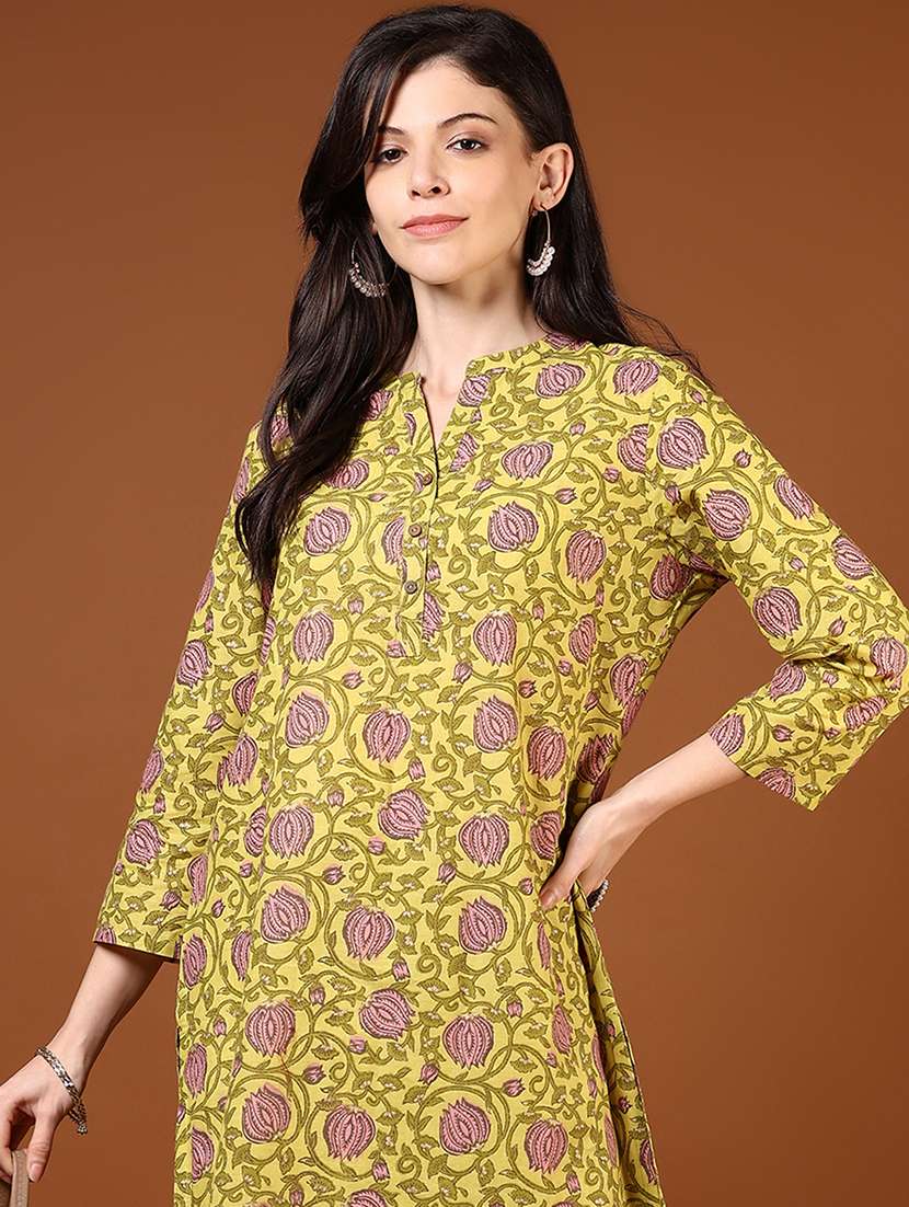 women printed three quarter sleeves straight kurta - 21730417 - Standard Image - 4