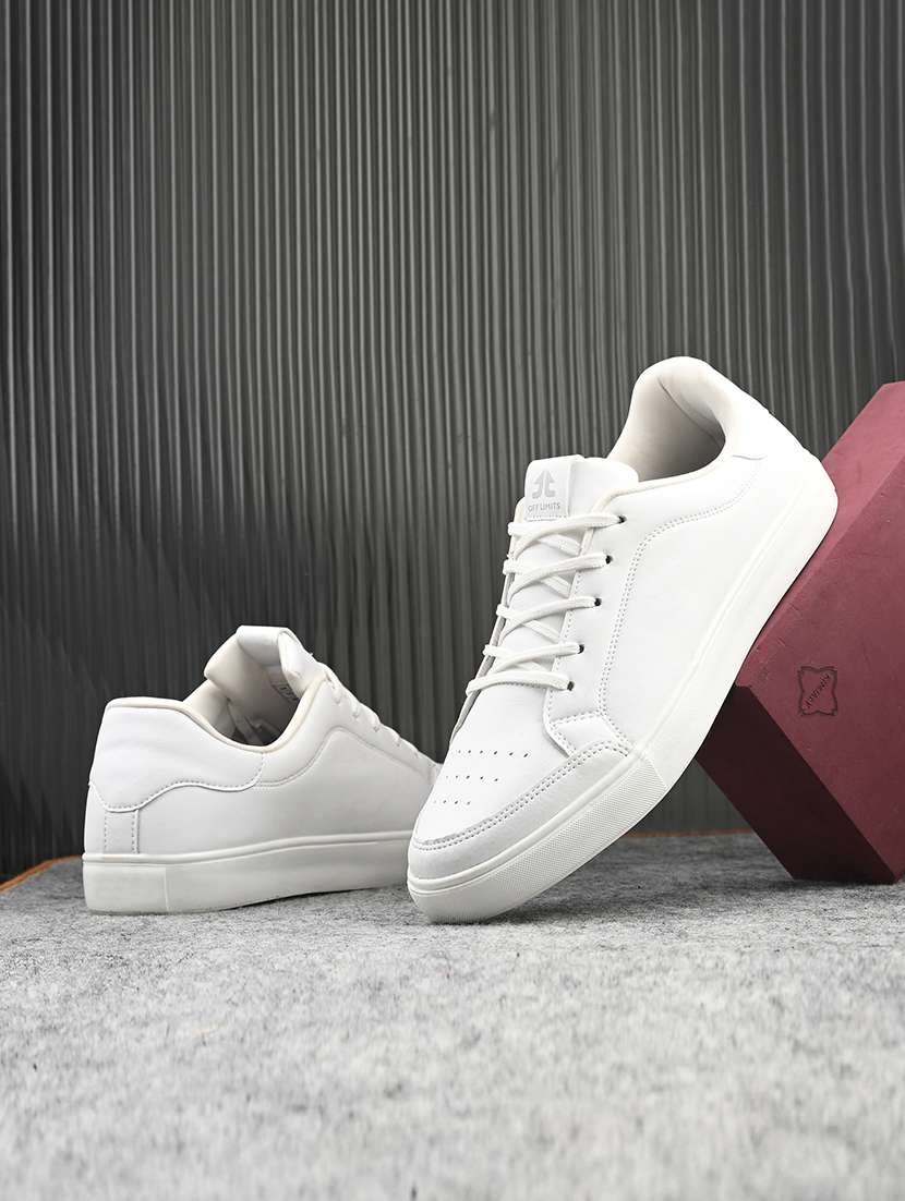 men solid white lace up sneaker