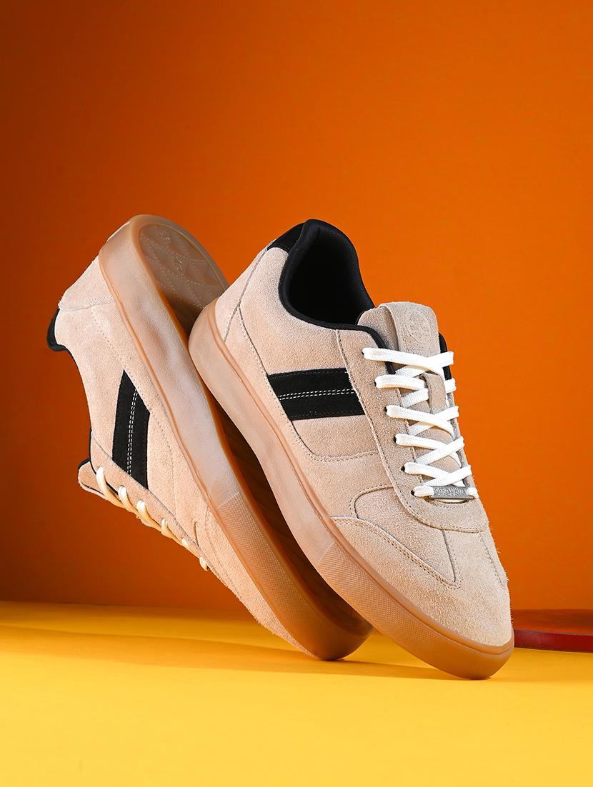 men solid beige lace up sneaker - 21730704 -  Zoom Image - 0