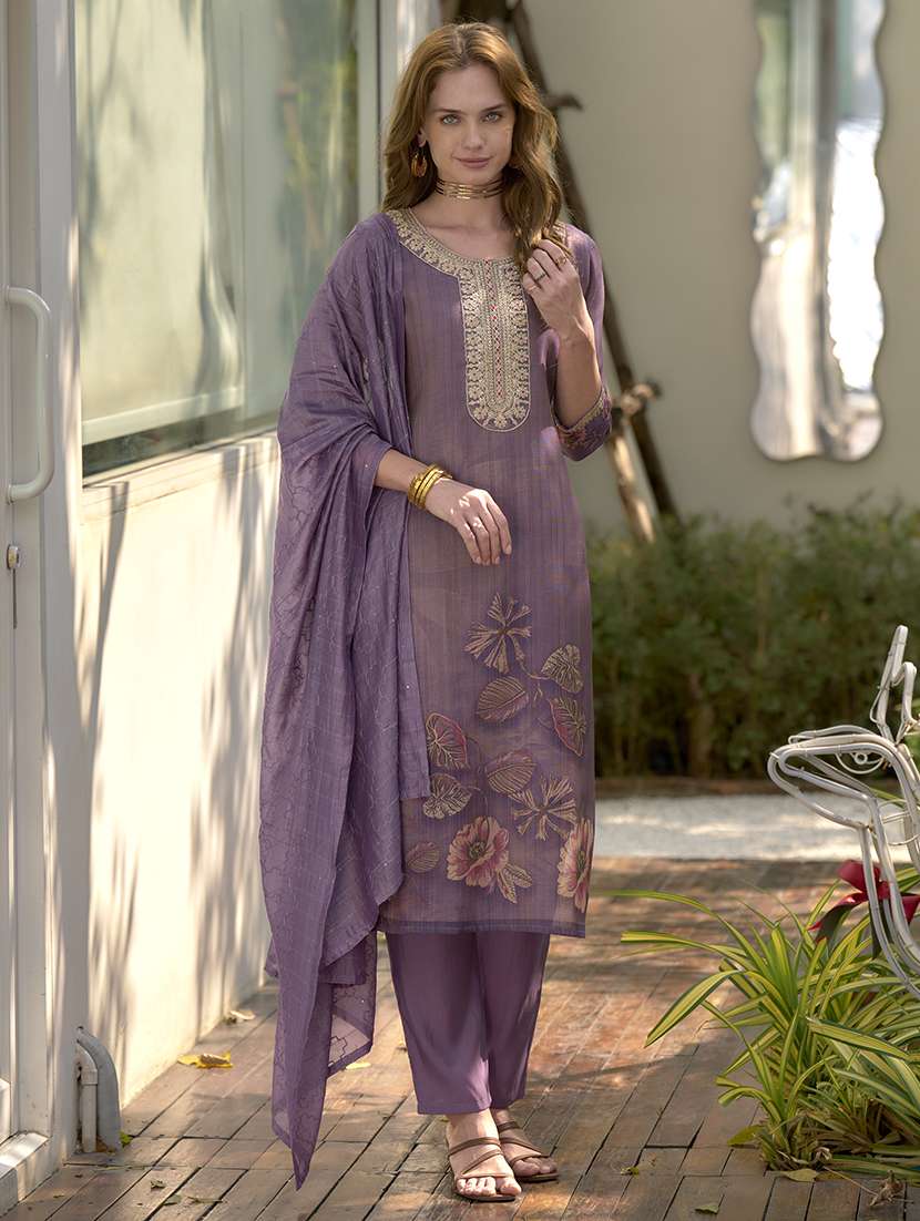 women three quarter sleeve kurta pant with dupatta set 