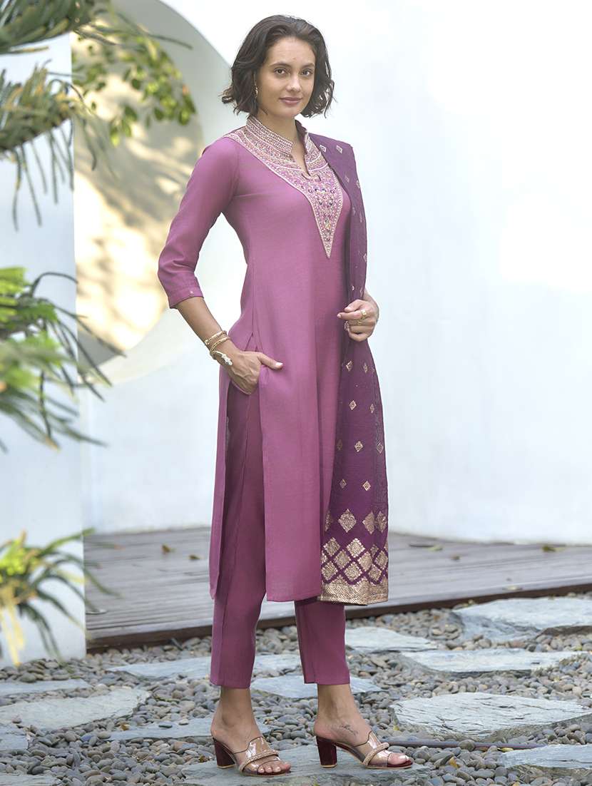 women three quarter sleeve kurta pant with dupatta set  - 21730764 -  Standard Image - 1