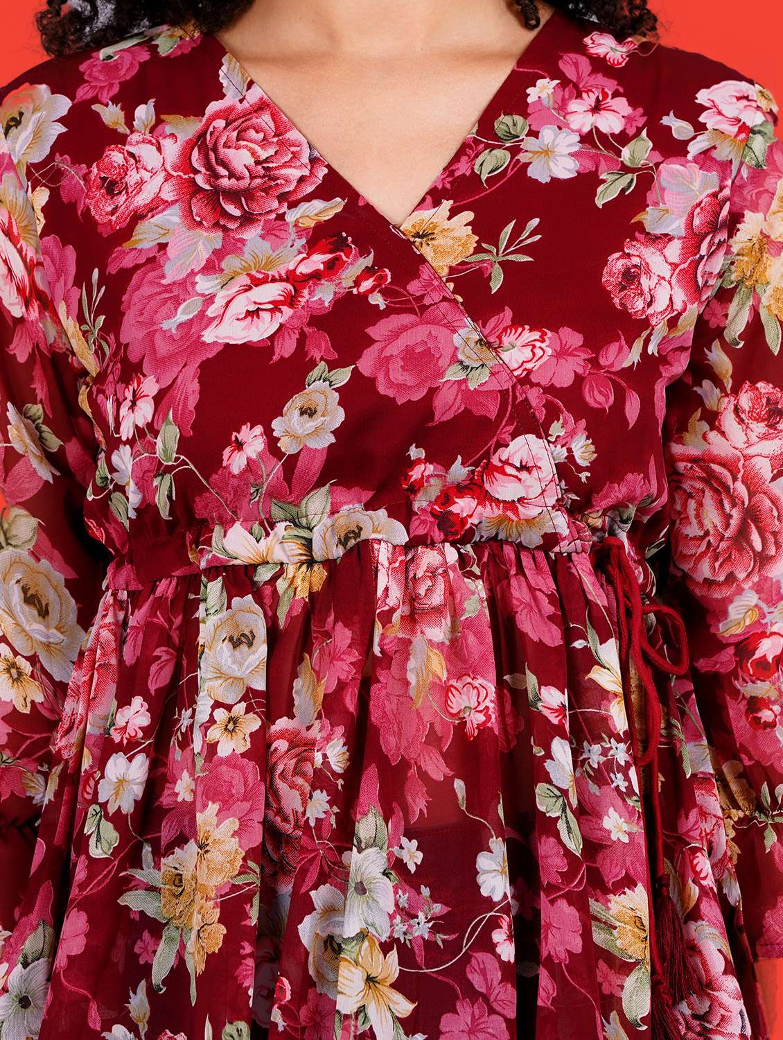 women floral print overlap neck peplum top - 21731132 - Standard Image - 4