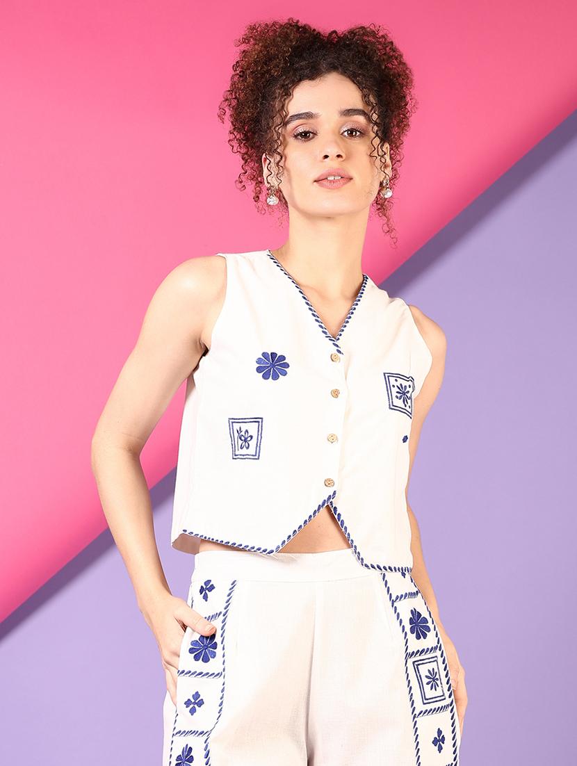 women v-neck embroidered vest top - 21731193 - Zoom Image - 0