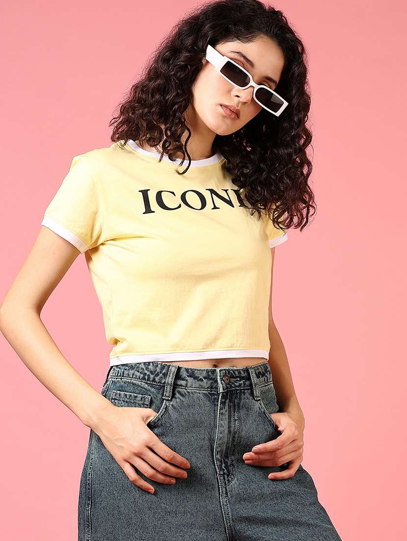women round neck chest print crop t-shirt - 21731282 -  Standard Image - 1