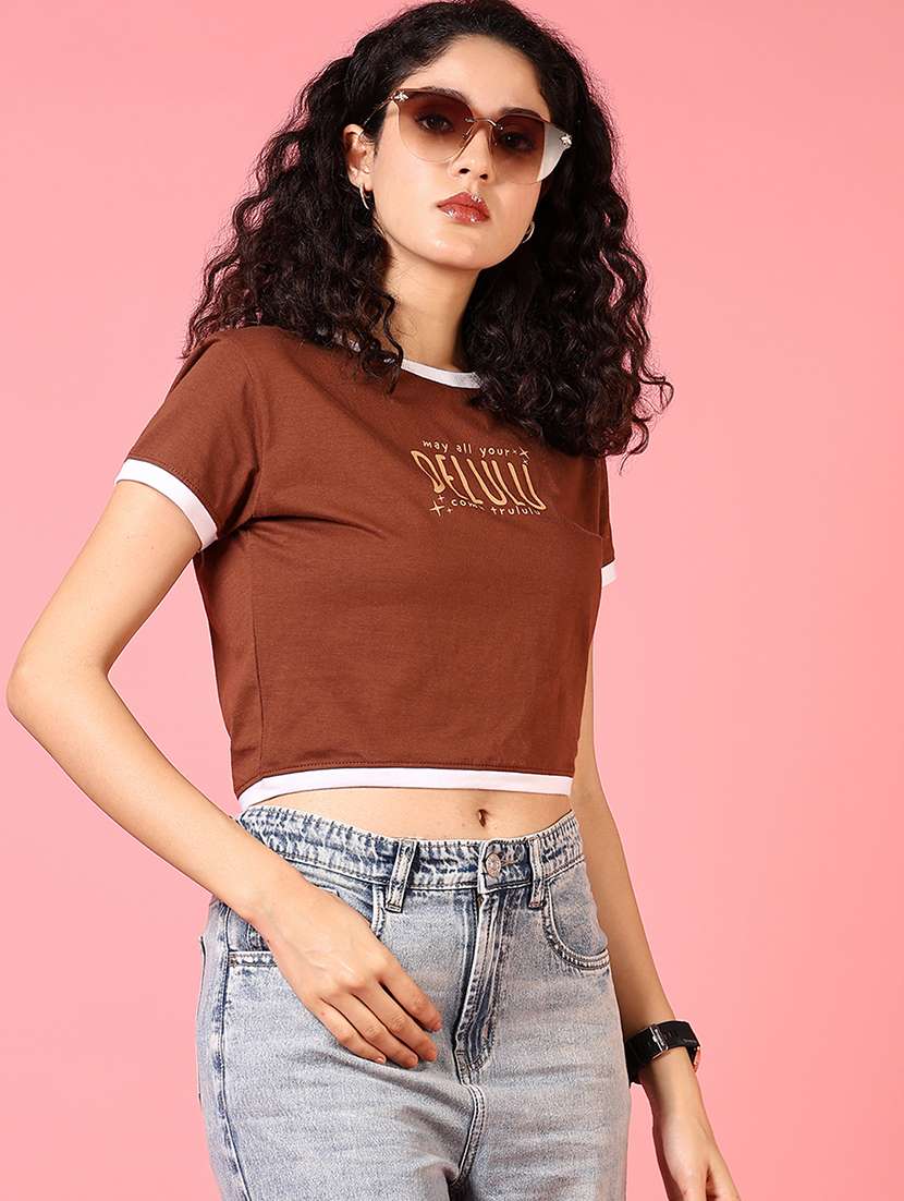women round neck chest print crop t-shirt - 21731283 -  Standard Image - 1