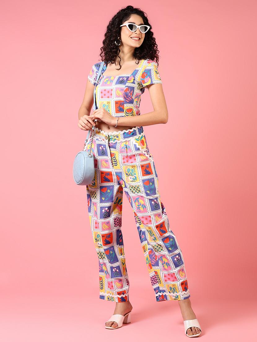 women square neck printed crop top - 21731291 - Standard Image - 4