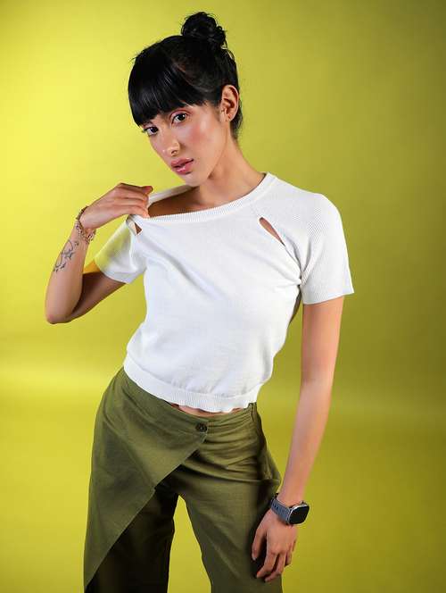women crew neck solid crop top - 21731316 - Standard Image - 0