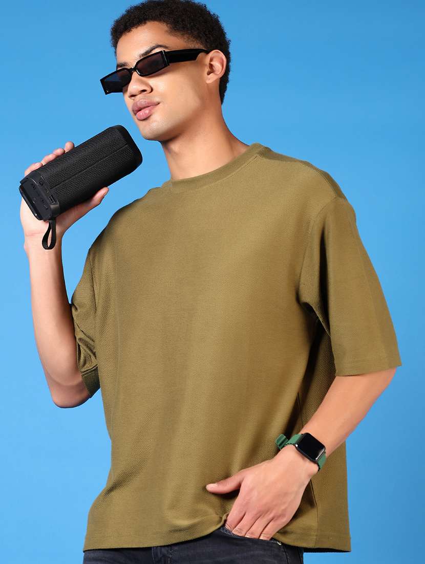 men short sleeves plain t-shirt - 21731567 -  Standard Image - 1