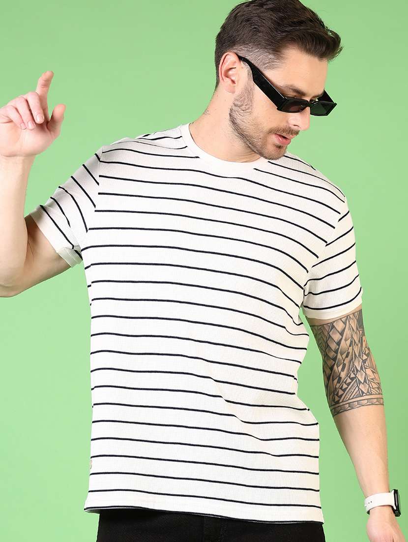 men round neck striped t-shirt - 21731581 -  Standard Image - 1