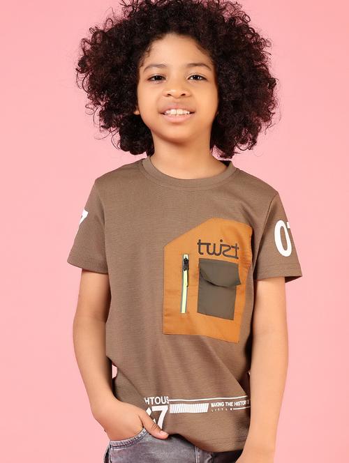 boys brown placement print round neck t-shirt - 21732132 - Standard Image - 0