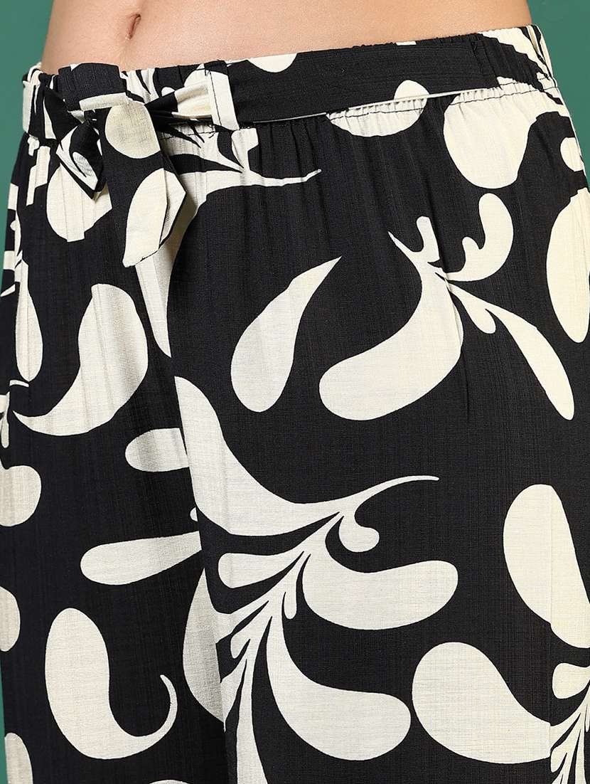 women printed mid rise straight palazzo - 21732141 - Standard Image - 4