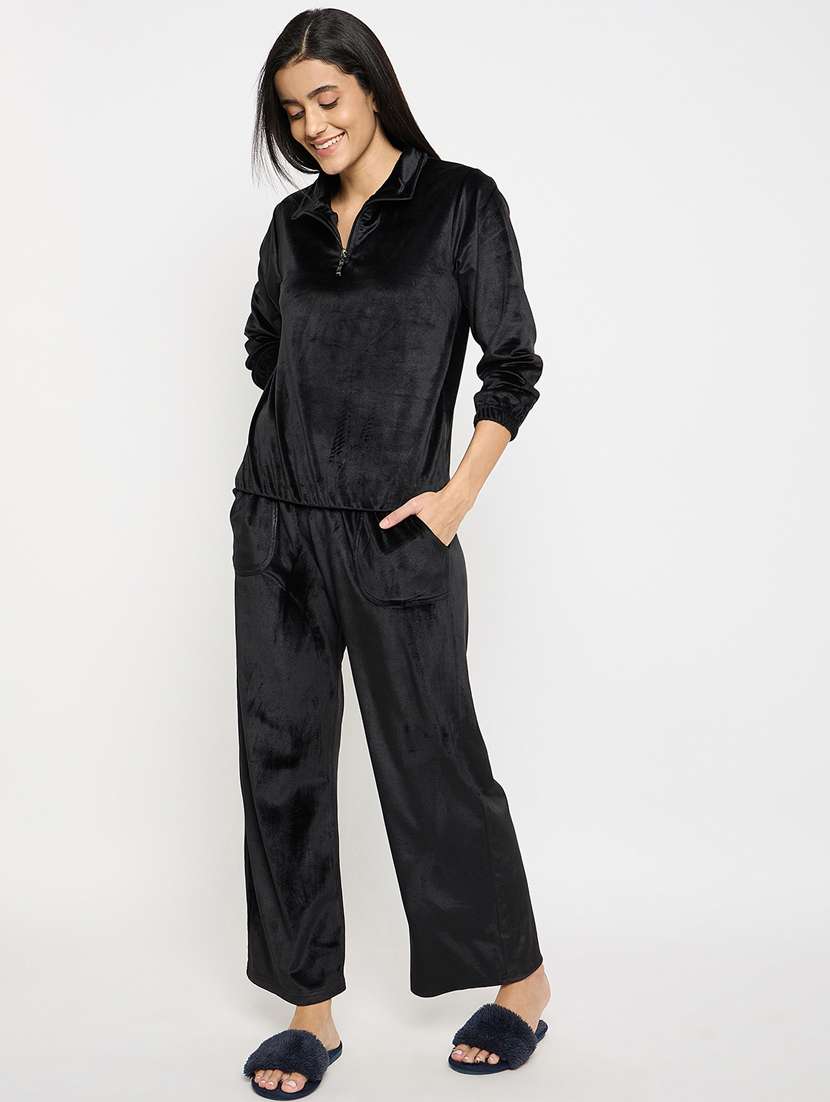 women solid velvet pyjama nightwear set - 21732308 -  Standard Image - 1