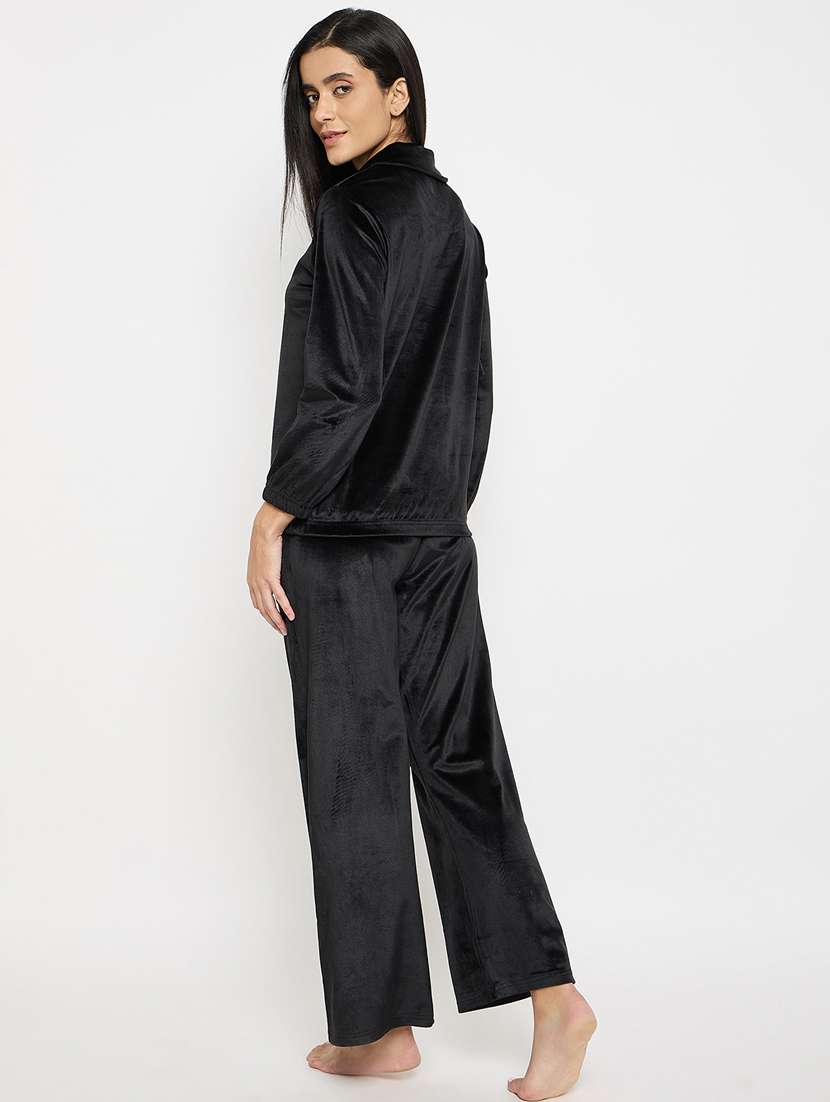 women solid velvet pyjama nightwear set - 21732308 -  Standard Image - 4