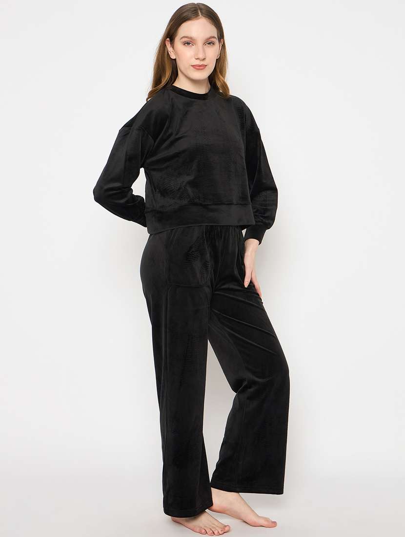 women solid velvet pyjama nightwear set - 21732313 -  Standard Image - 1