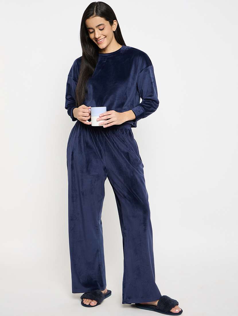 women solid velvet pyjama nightwear set - 21732314 -  Standard Image - 1