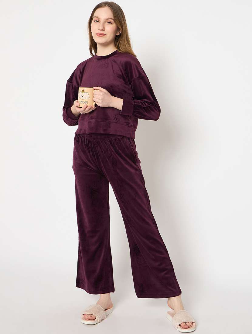 women solid velvet pyjama nightwear set - 21732315 -  Standard Image - 1