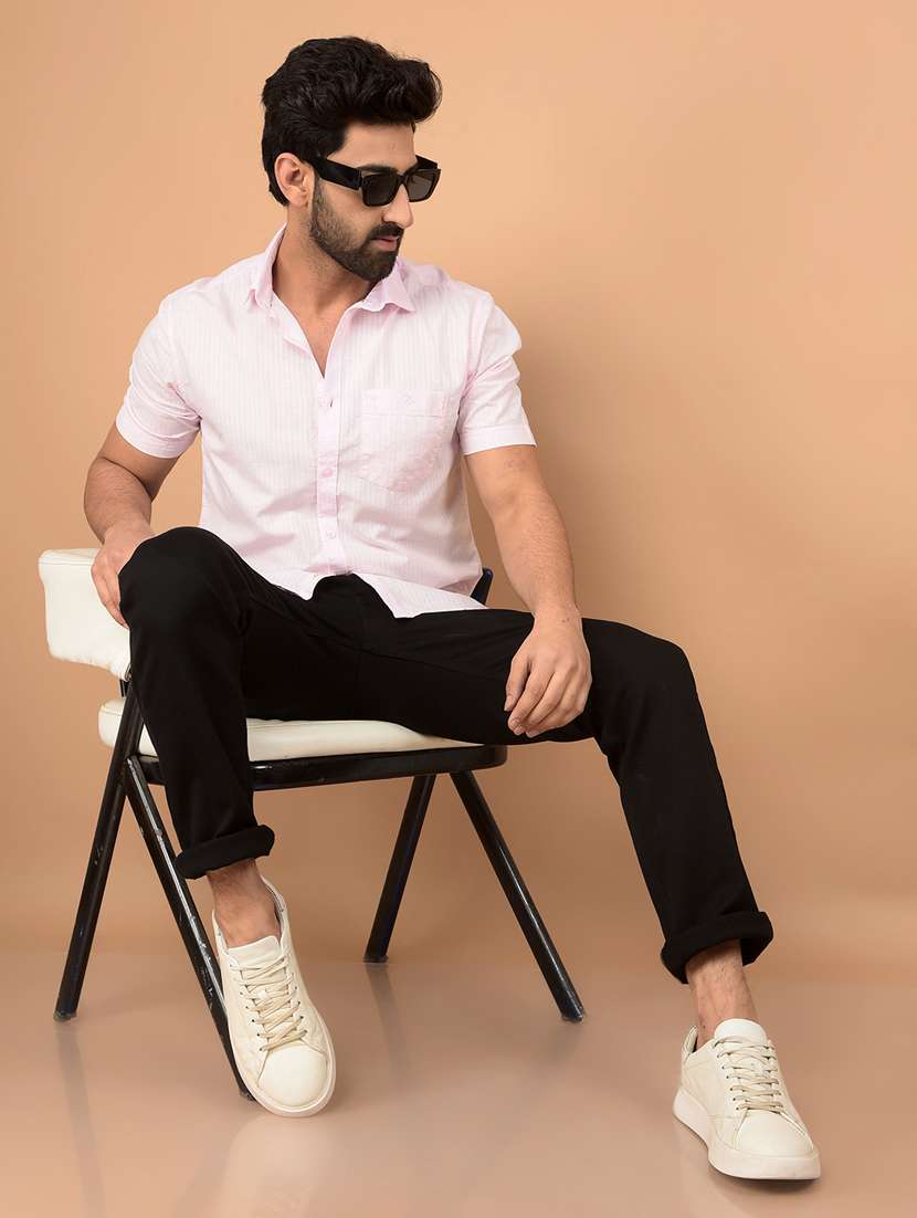 men short sleeves striped casual shirt - 21732618 -  Standard Image - 4