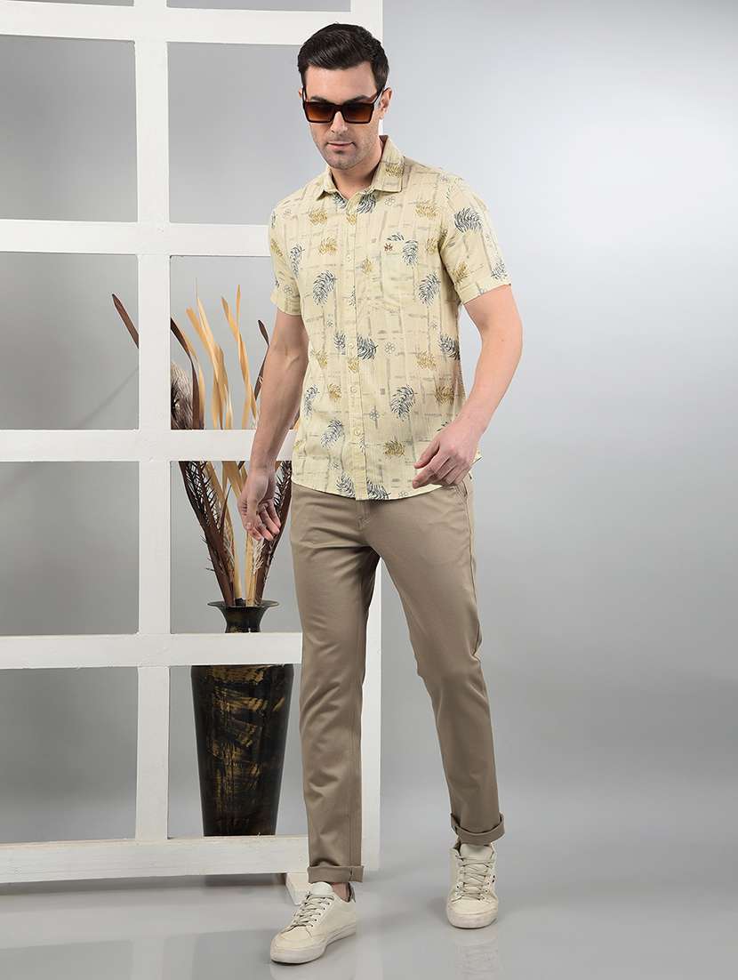 men mid rise solid chinos - 21732684 -  Standard Image - 4