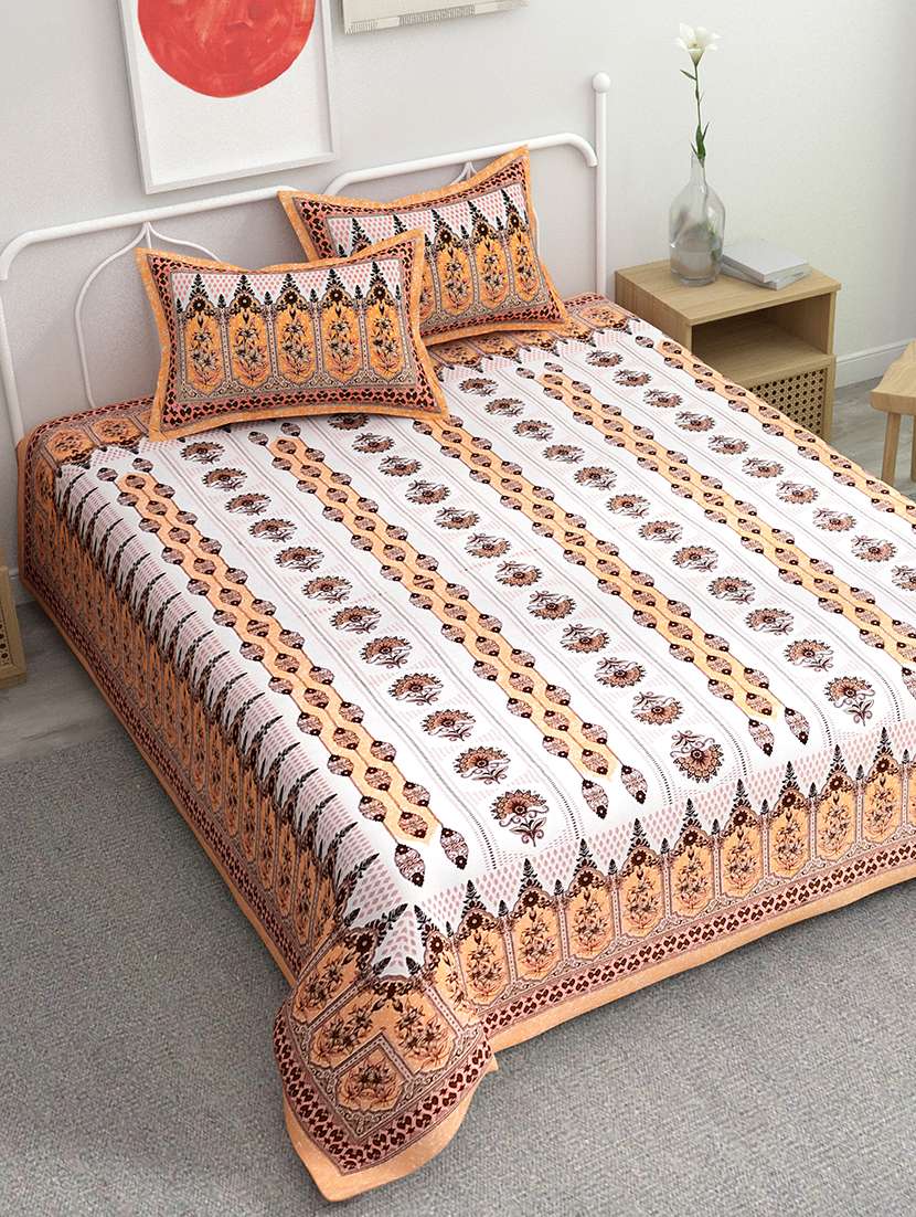 printed bedsheet with coordinated pillow covers 