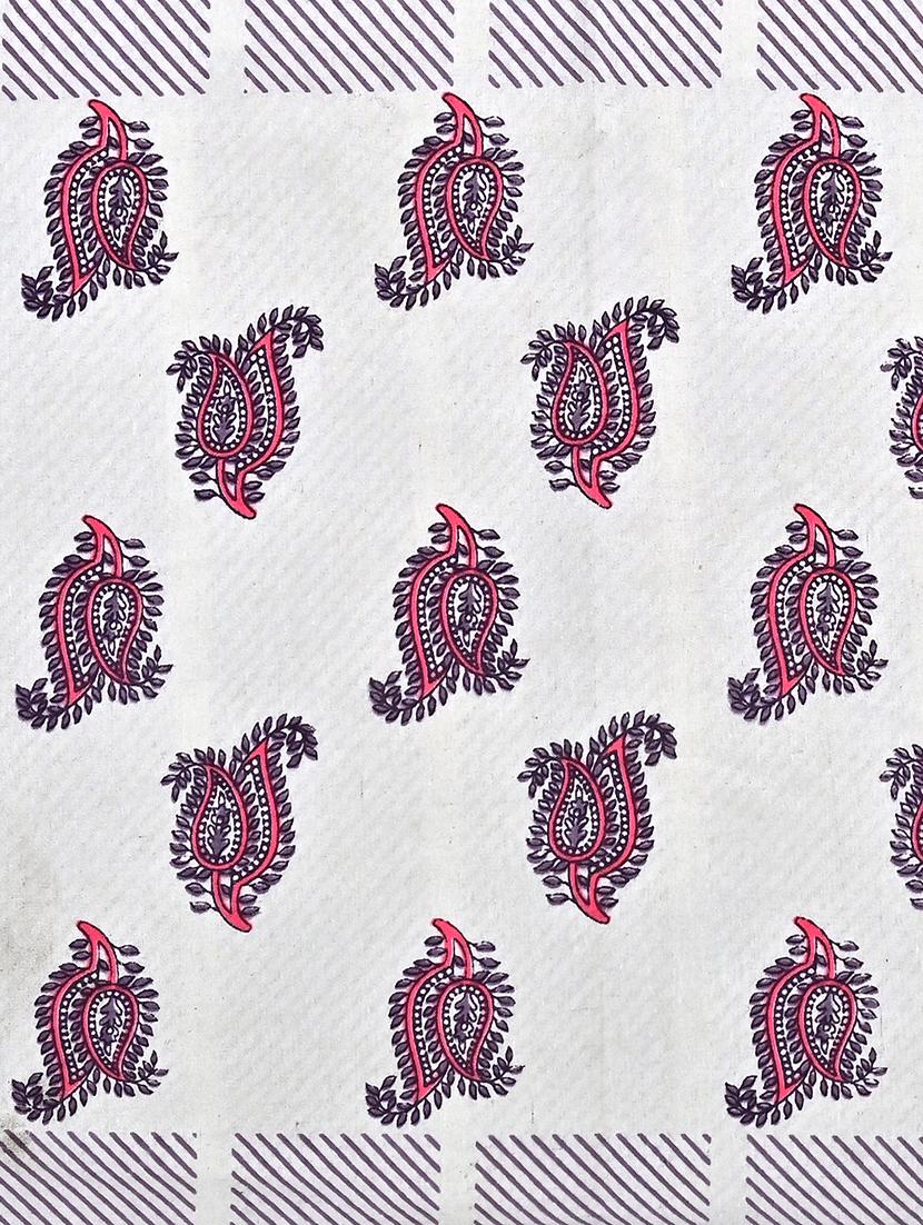 printed bedsheet with coordinated pillow covers - 21732959 - Standard Image - 4