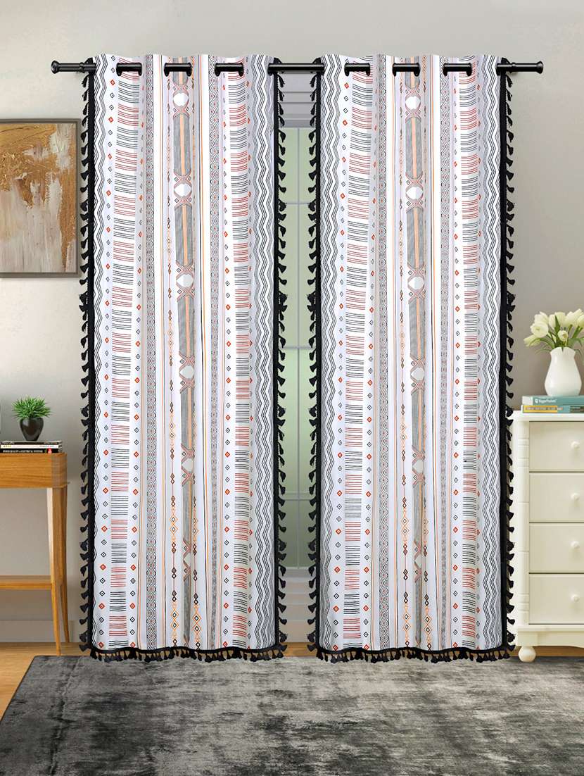 stylish and attractive printed curtains - set of 2